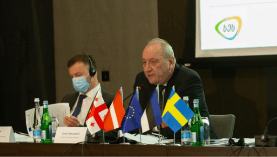 Tributes paid after death of food agency chief