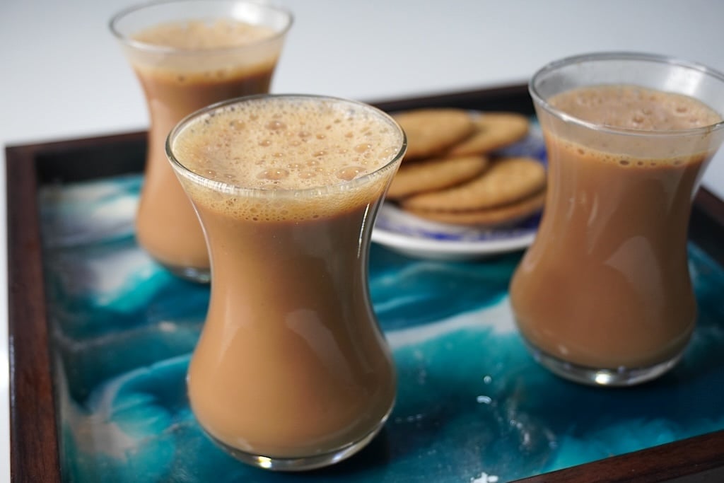 Hyderabadi Irani Chai Recipe (Cafe Style)