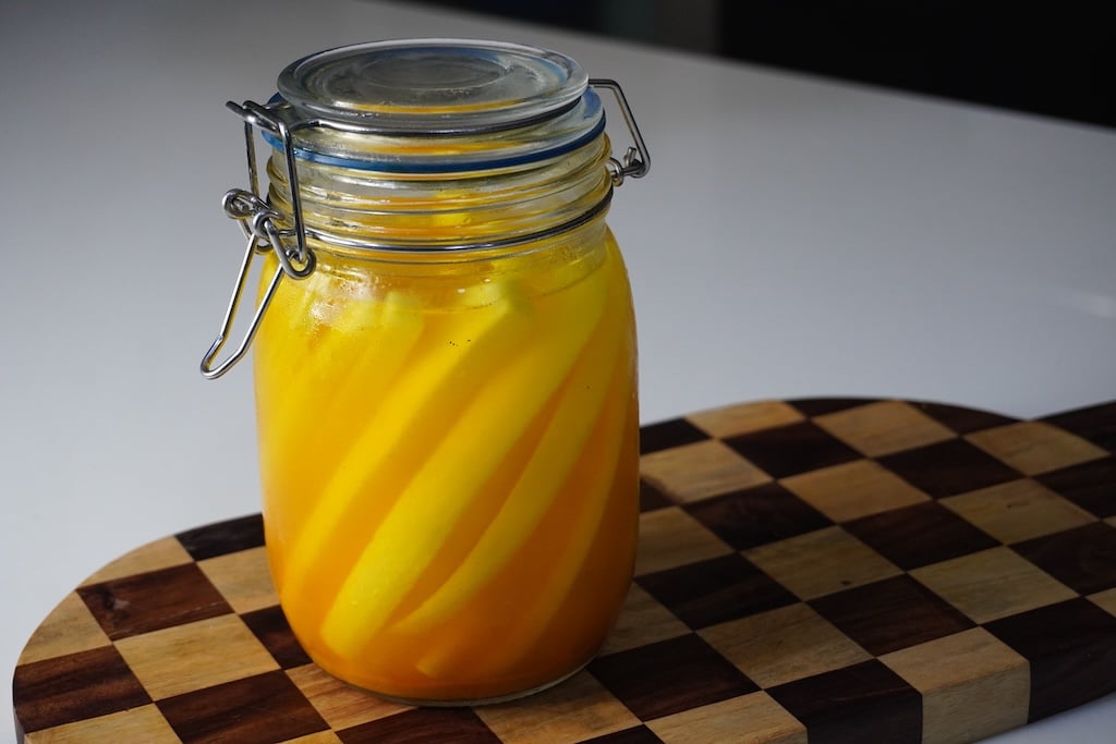 Korean Pickled Radish (Danmuji)