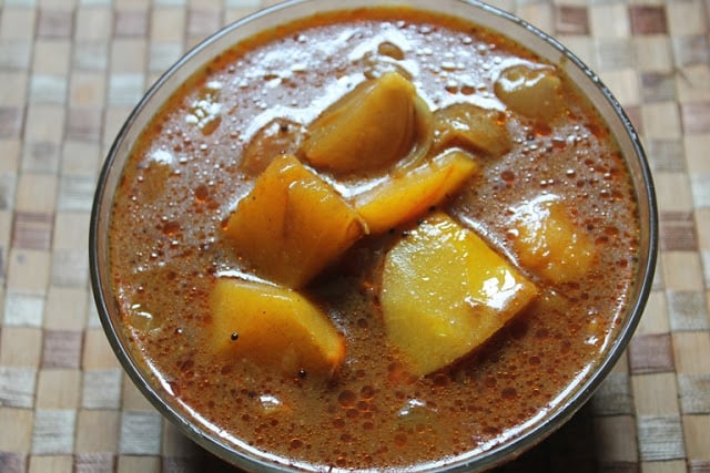 Parangikai Kulambu | Poosanikai Puli Kulambu Recipe