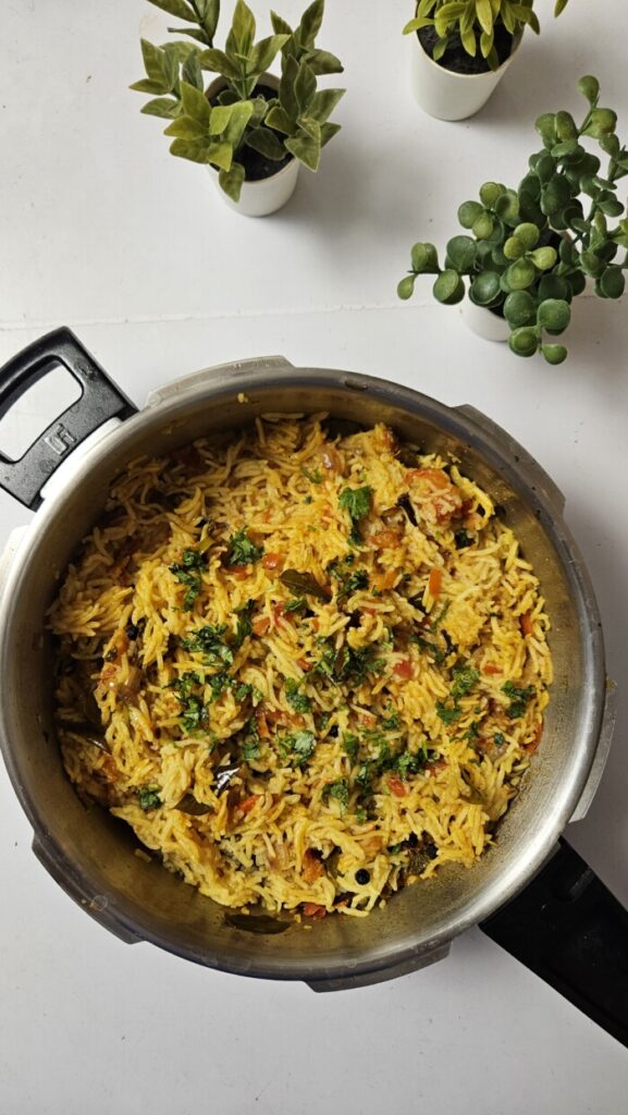 Tomato Rice Recipe | One Pot Tomato Rice in Pressure Cooker
